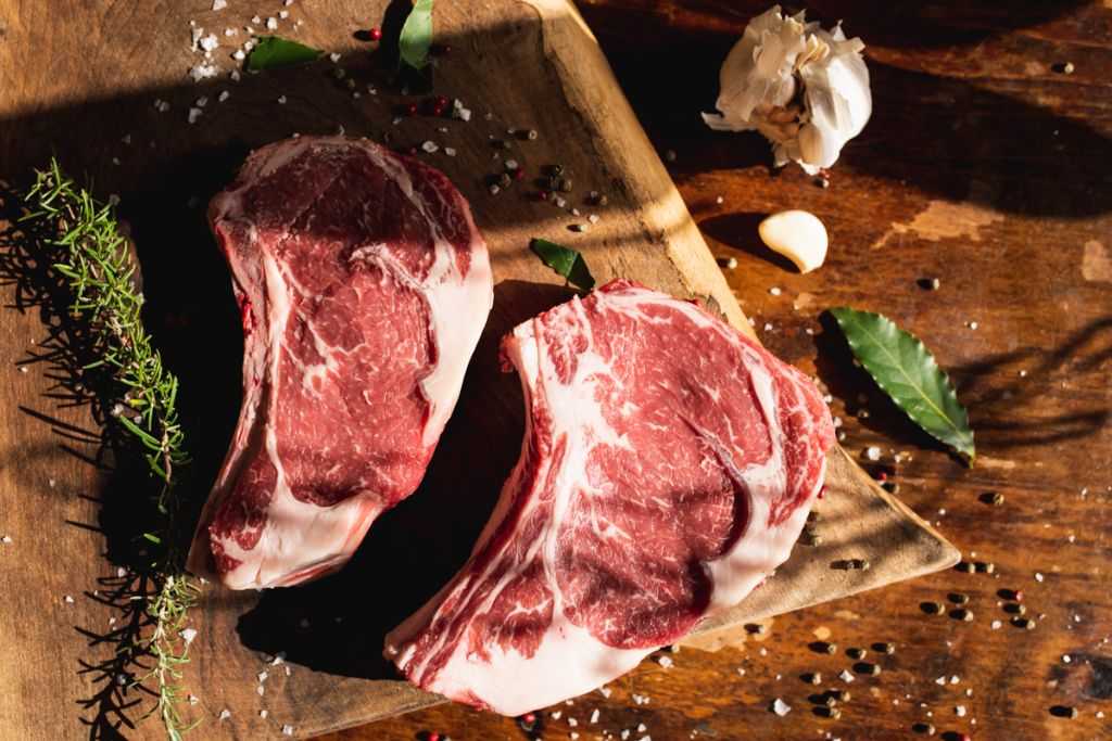 5 errori da evitare per cuocere una perfetta bistecca alla griglia 